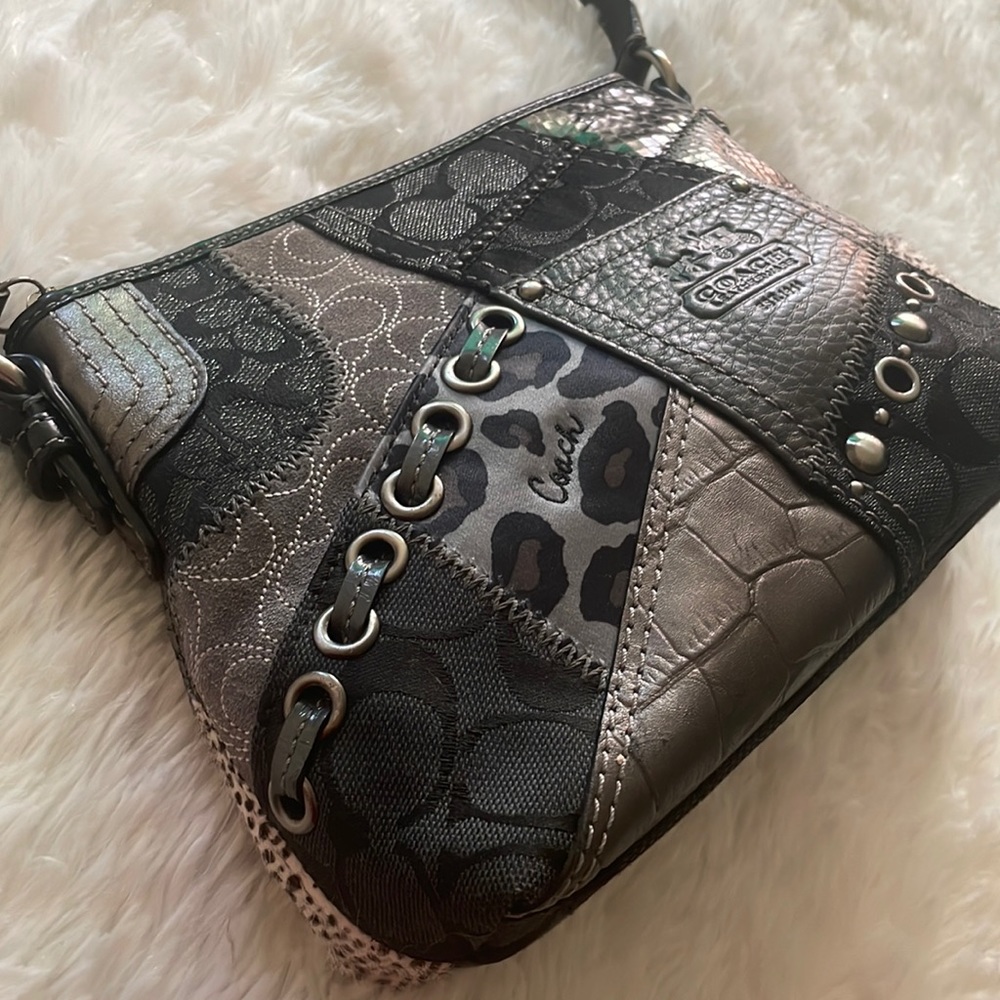 Y2K Mini Coach Patchwork Purse - Picture 2 of 16